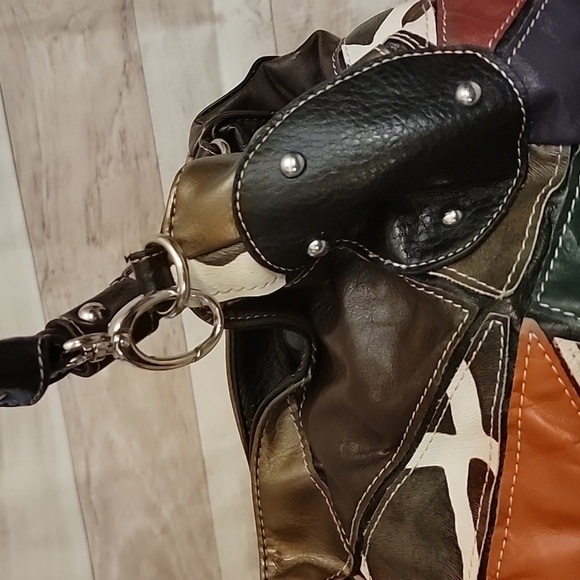 Bueno Patchwork Shoulder Bag - Picture 2 of 11